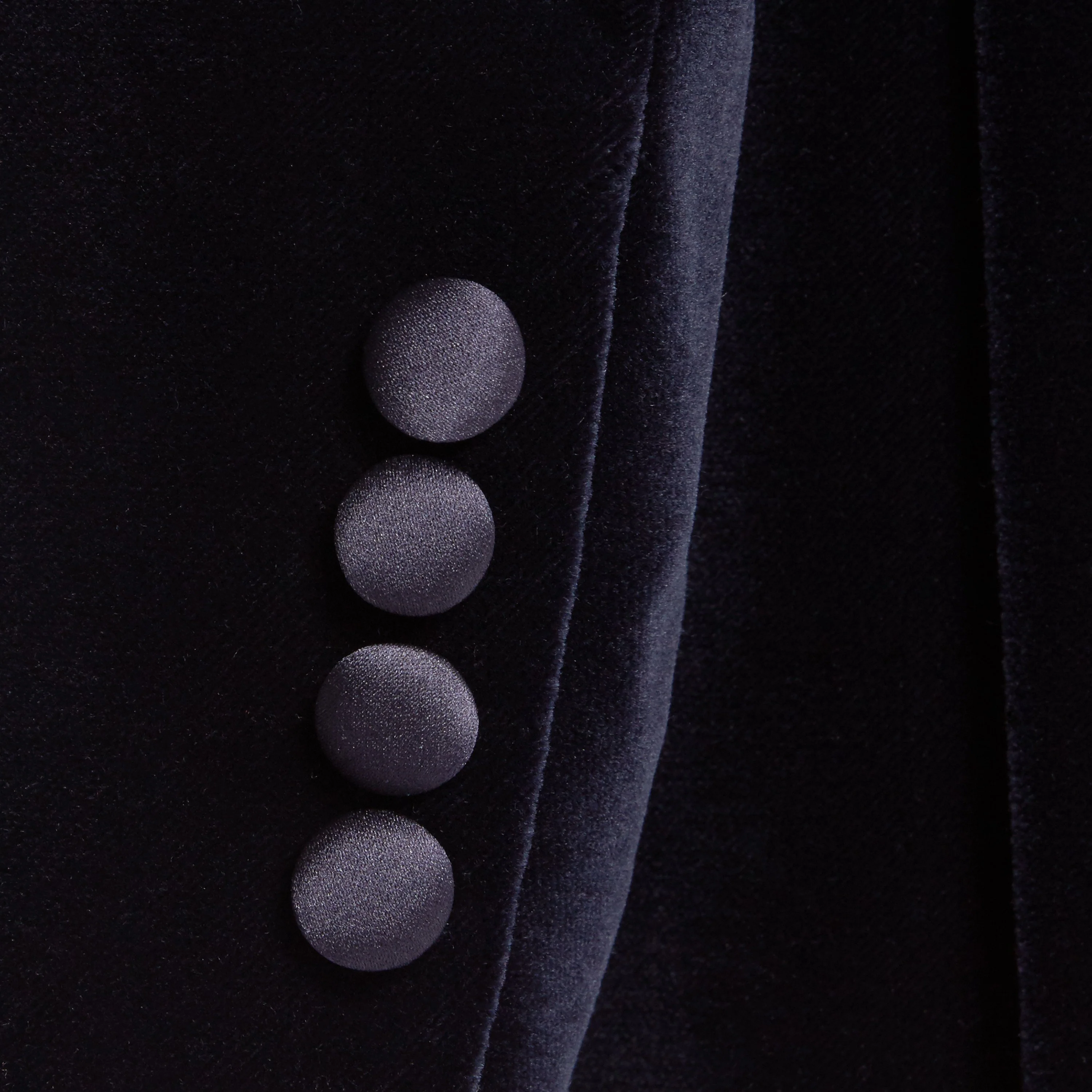 Balinteer Navy Velvet Jacket - Image 4