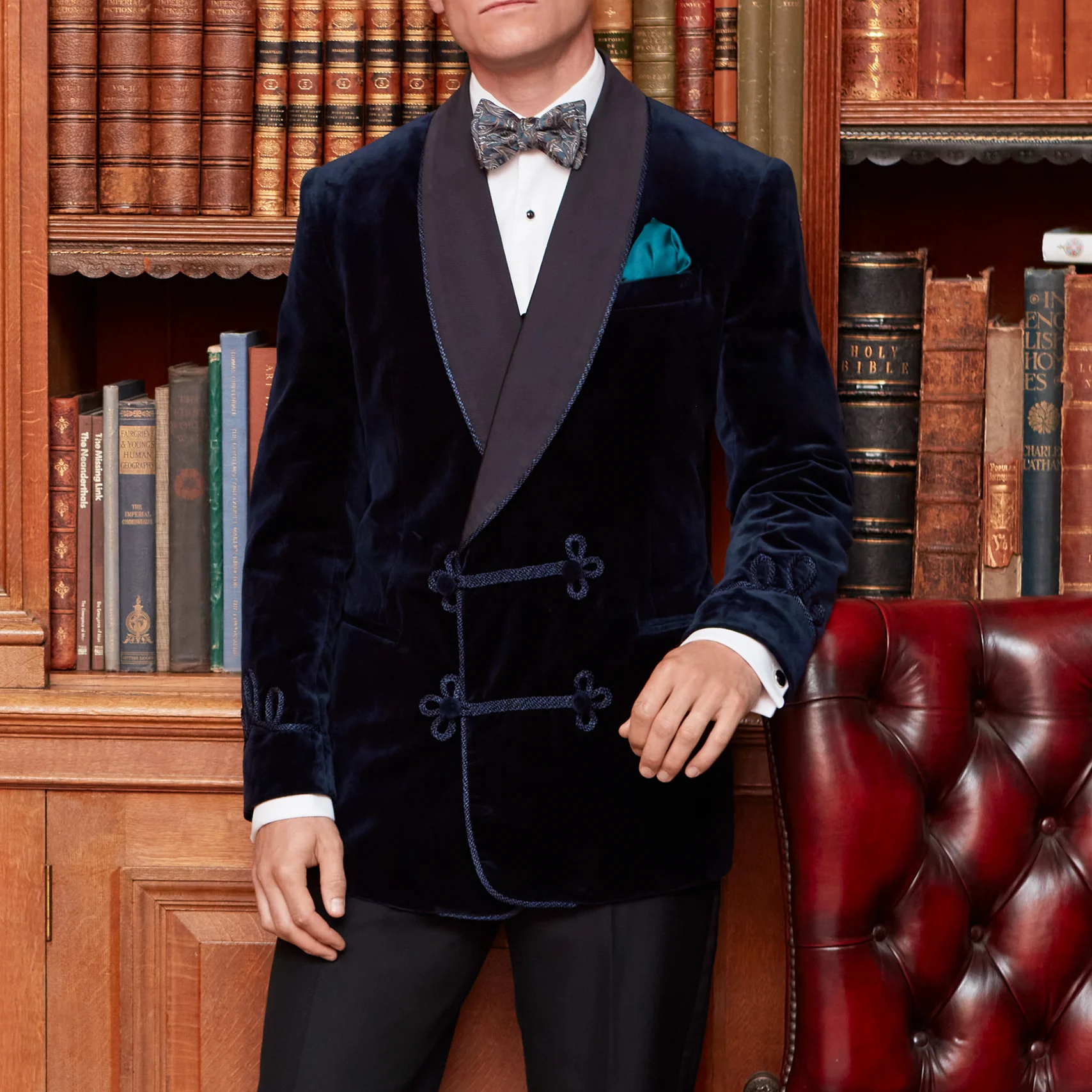 Bloomsbury Navy Velvet Jacket - Image 2