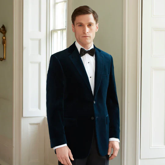 French Navy Velvet Pre-Tied Bow Tie - Image 2