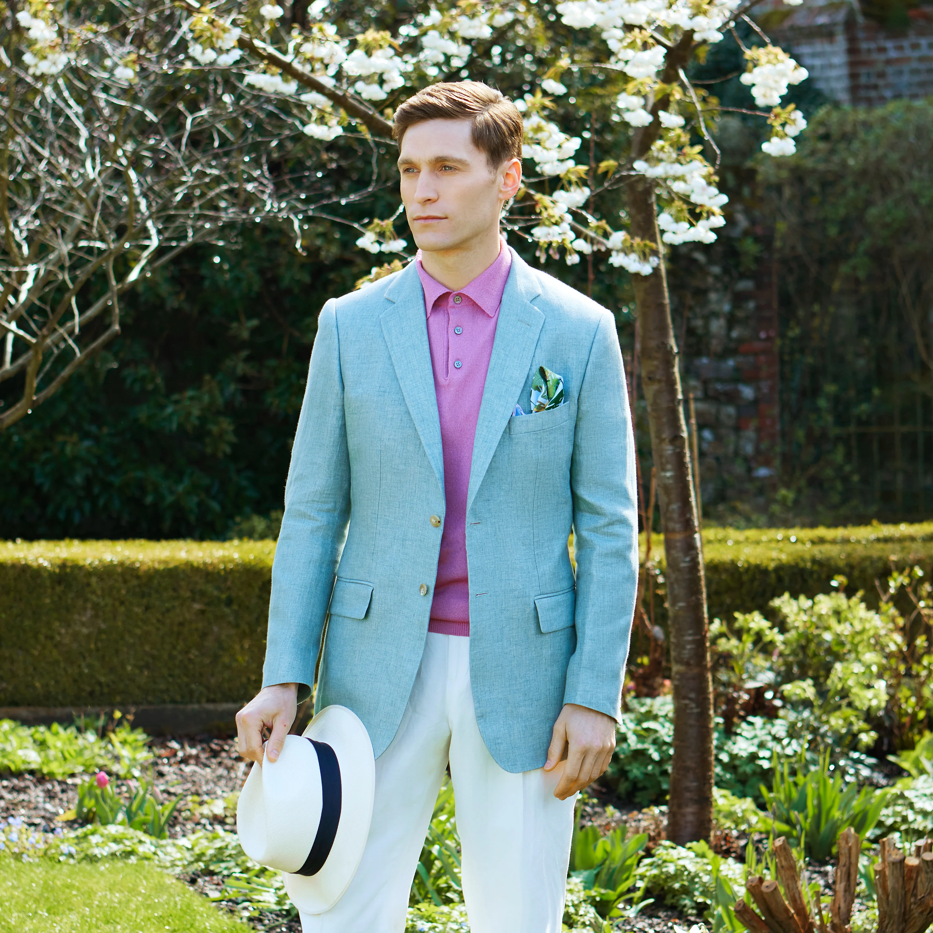 Burleigh Pale Green Double Faced Linen and Silk Jacket - Image 2