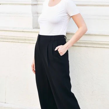 Jade Tailored Pleat Wool Crepe Trouser - Image 3