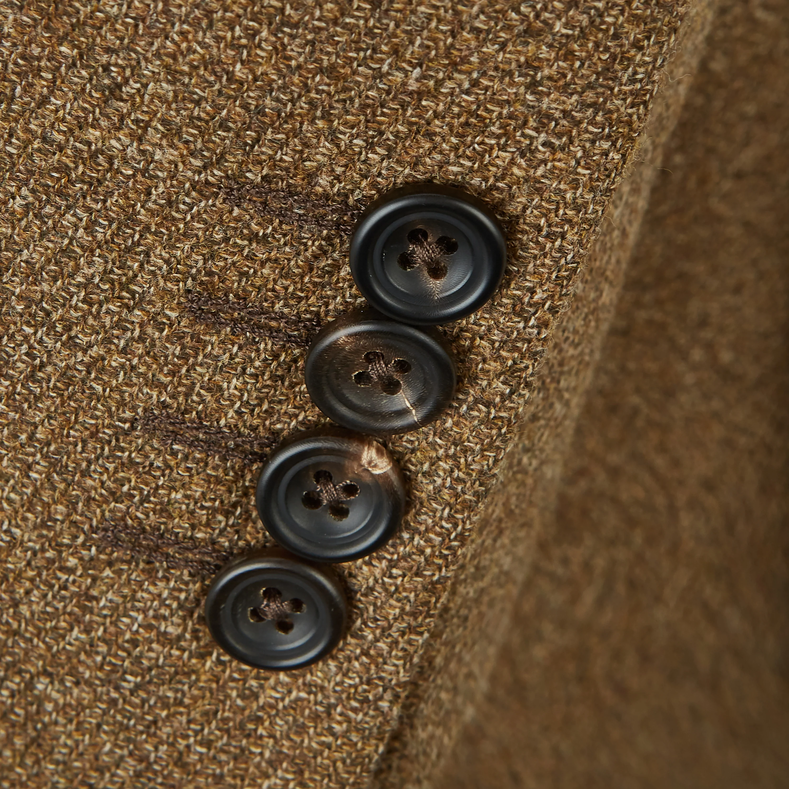 William Biscuit Tweed Wool and Silk Jacket - Image 3